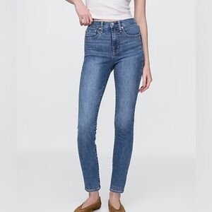 Gap Women's Dark Blue Skinny Jeans